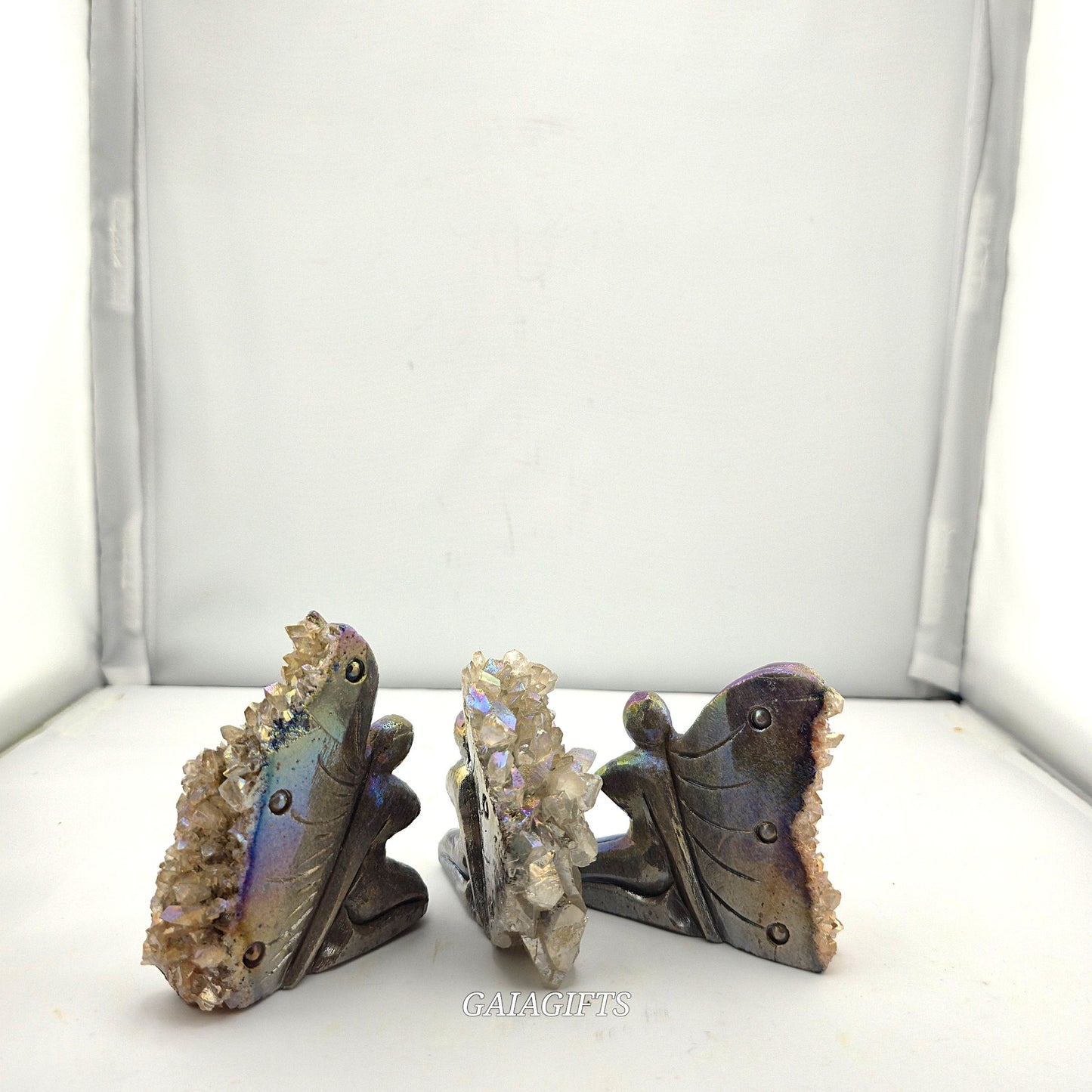 Aligned with Earth – Exclusive Crystal SCULPTURES & THINGS - Item AP