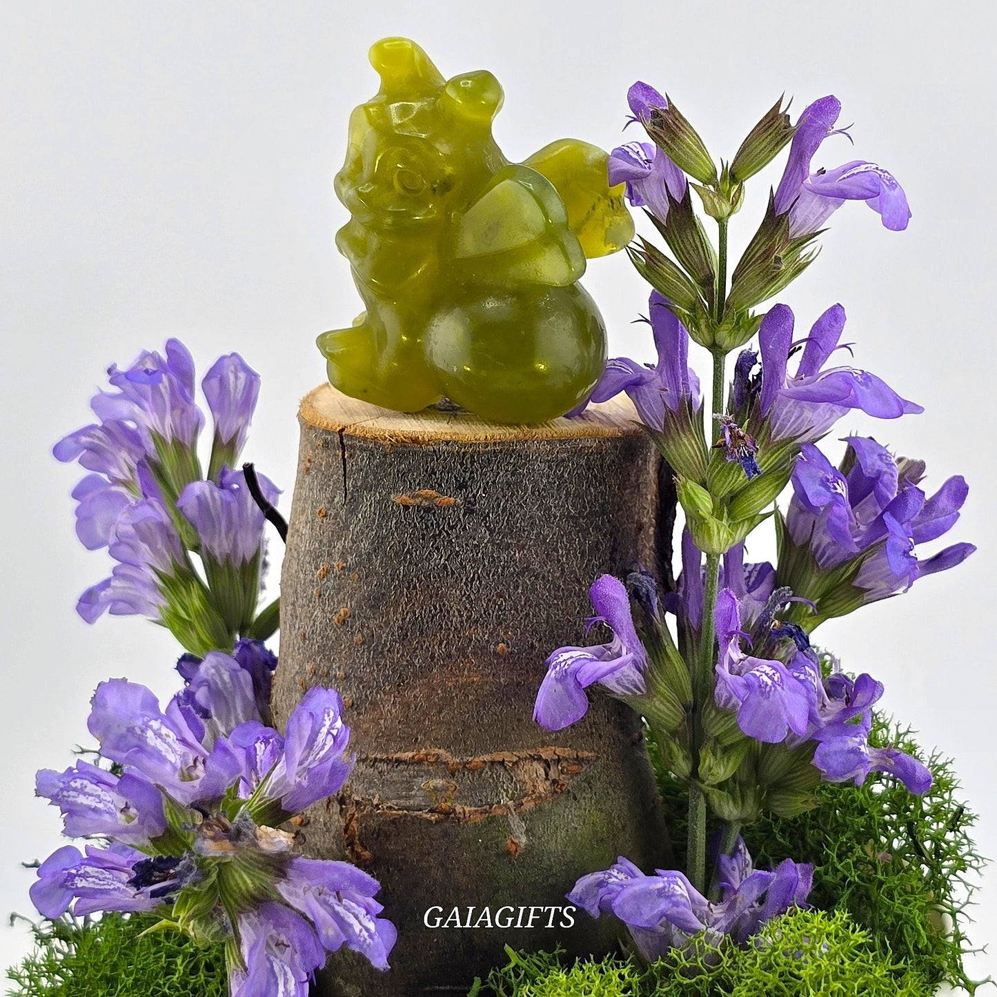 Alluring Crystal ANIMAL Carving- Item AG