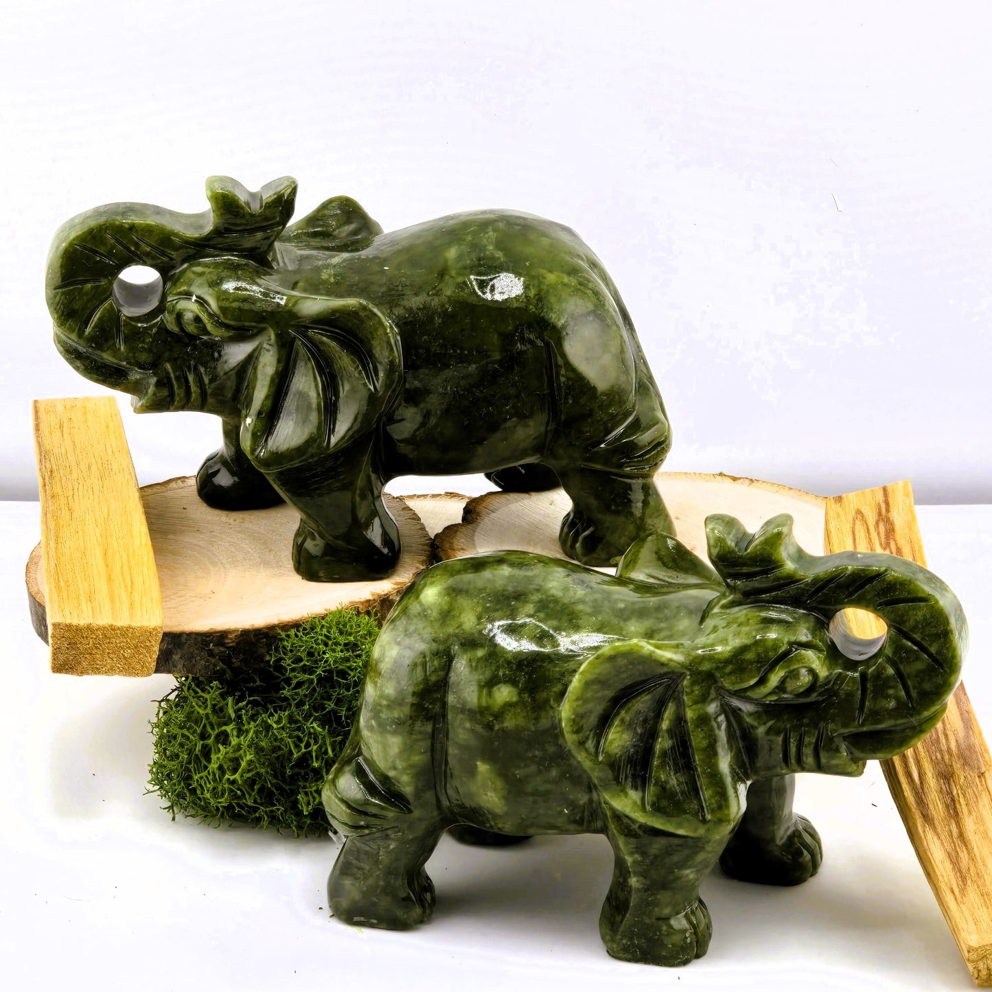 Alluring Crystal ANIMAL Carving- Item AG