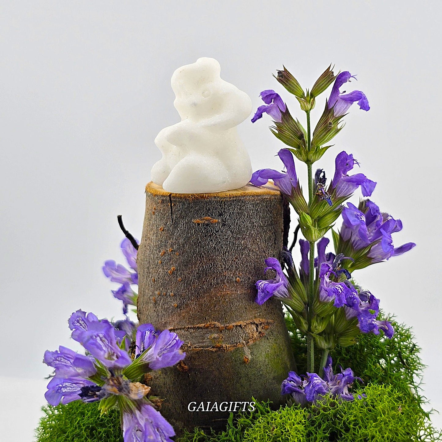 Alluring Crystal ANIMAL Carving- Item AG