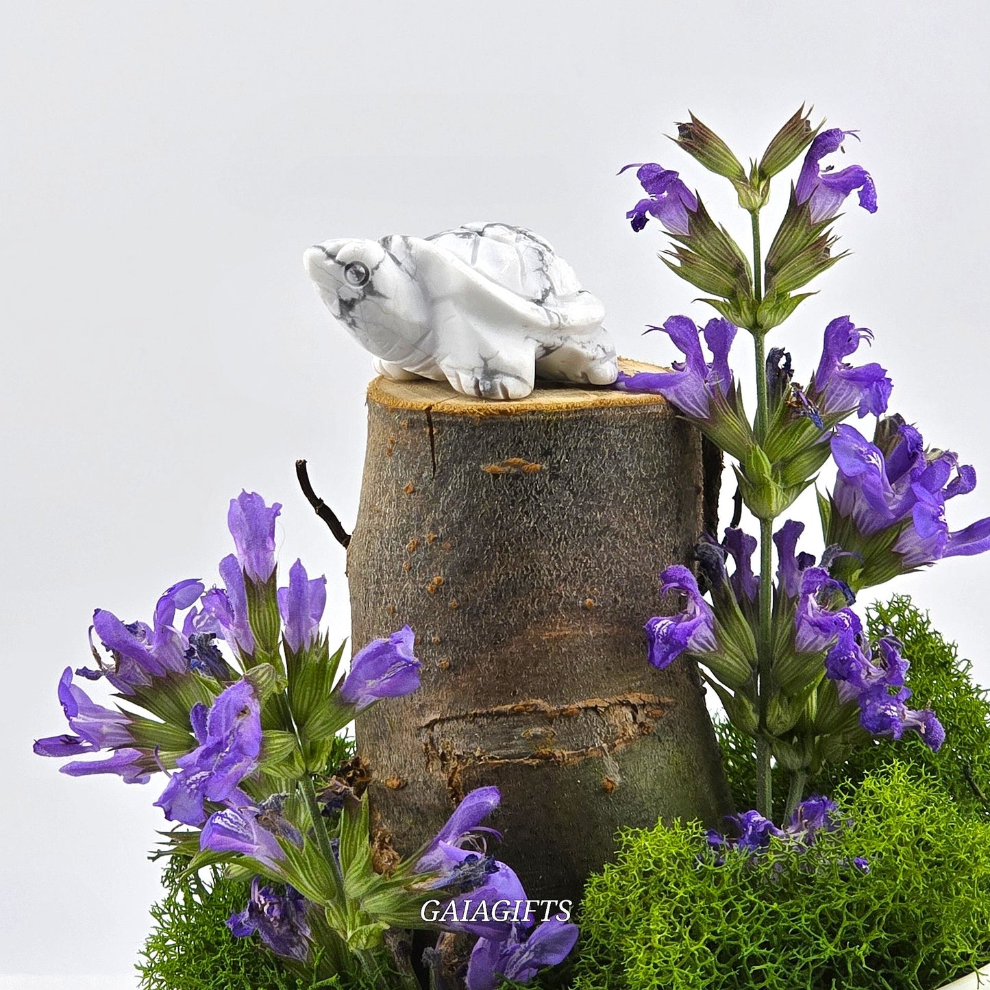 Alluring Crystal ANIMAL Carving- Item AG