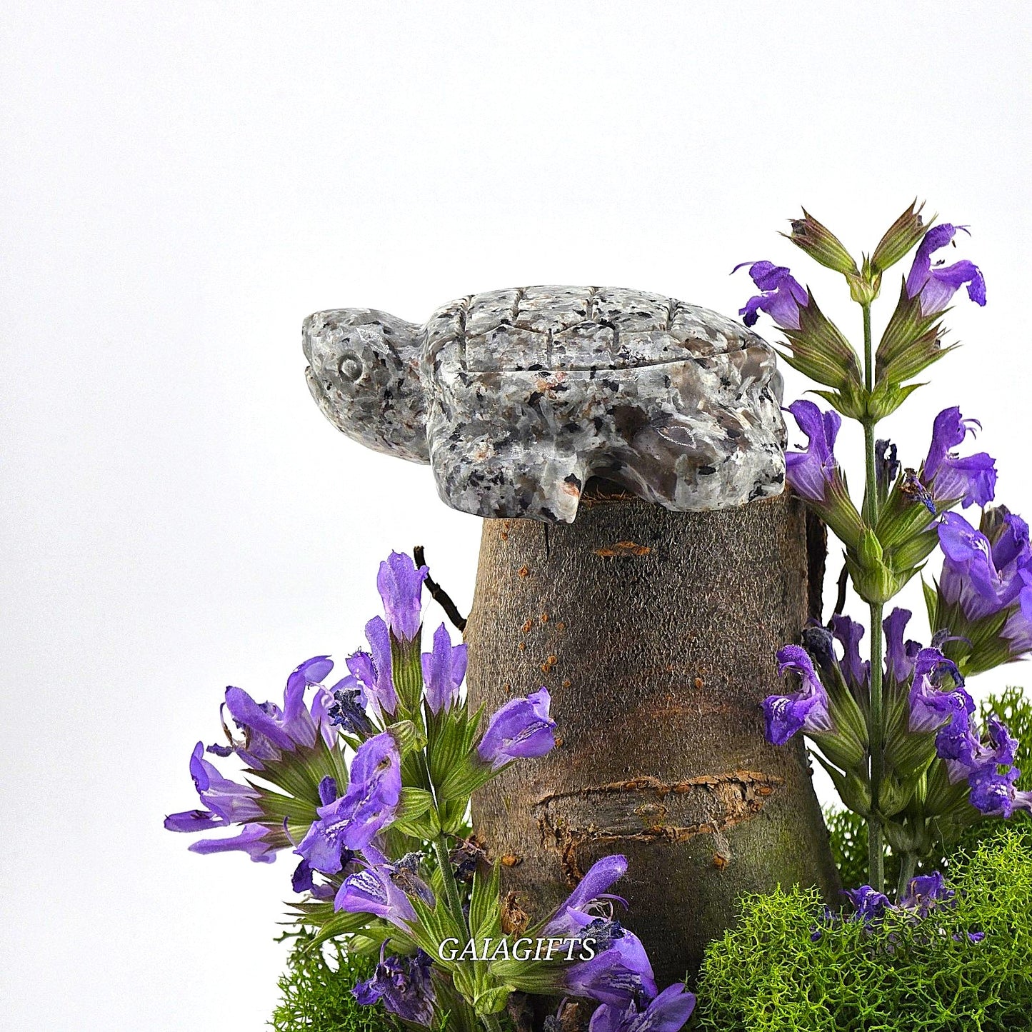 Alluring Crystal ANIMAL Carving- Item AG