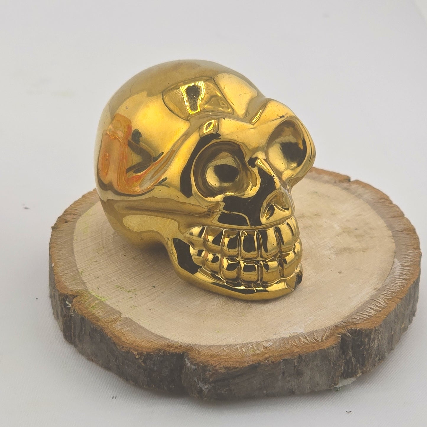 Astonishing Crystal & Fossil SKULLS Designs- Item AI