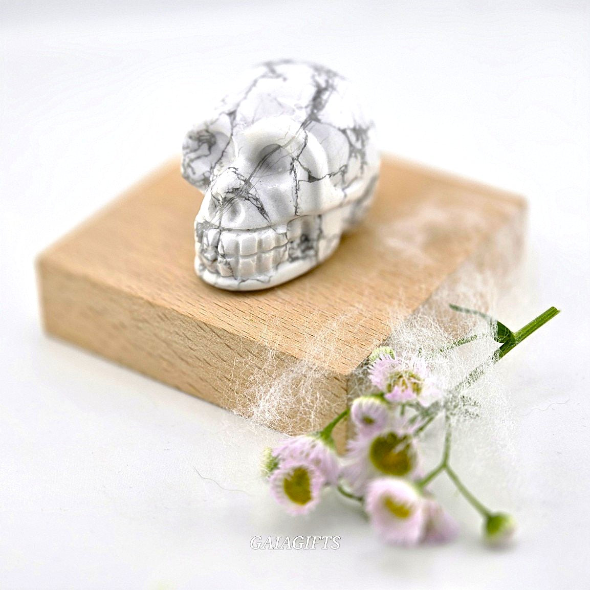 Astonishing Crystal & Fossil SKULLS Designs- Item AI