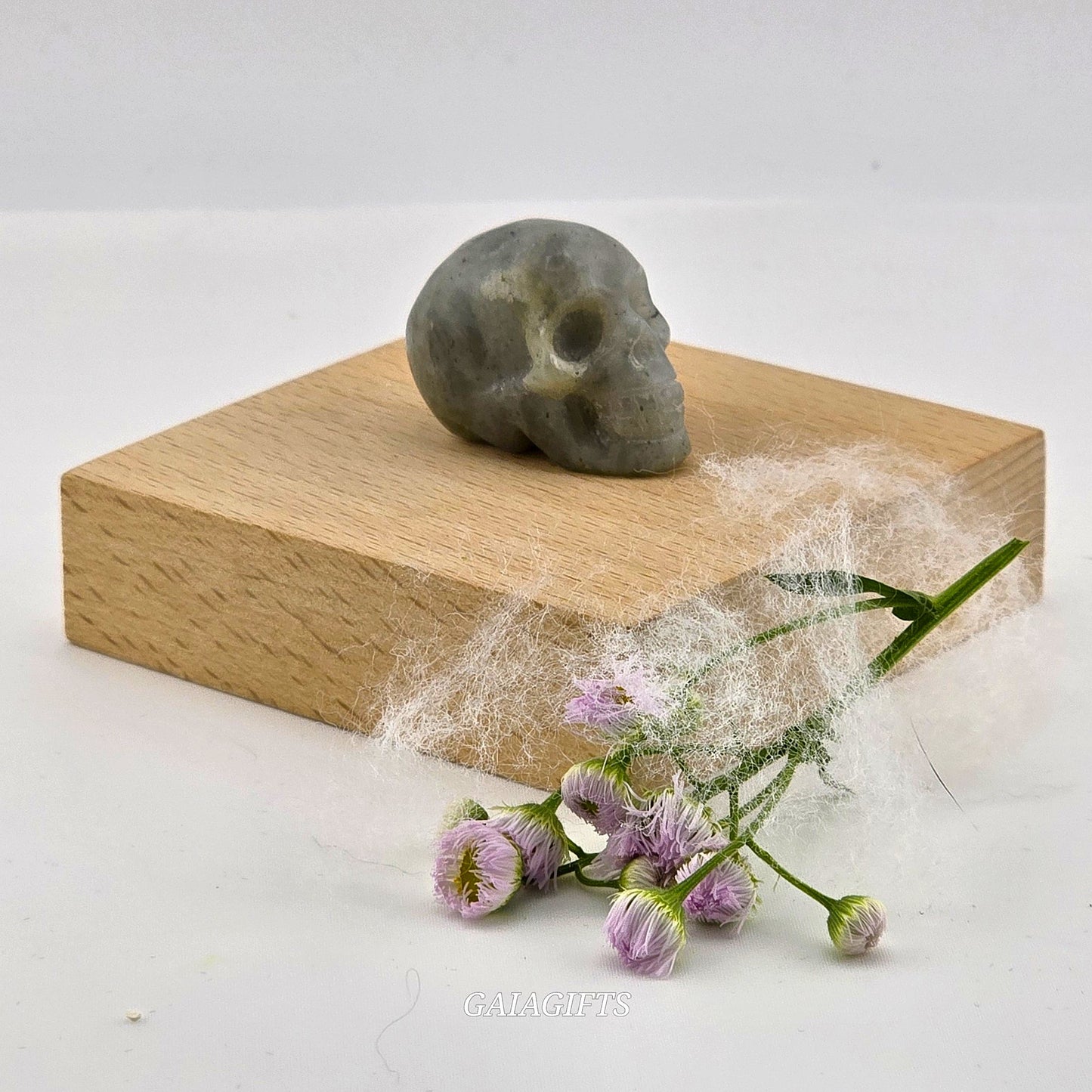 Astonishing Crystal & Fossil SKULLS Designs- Item AI