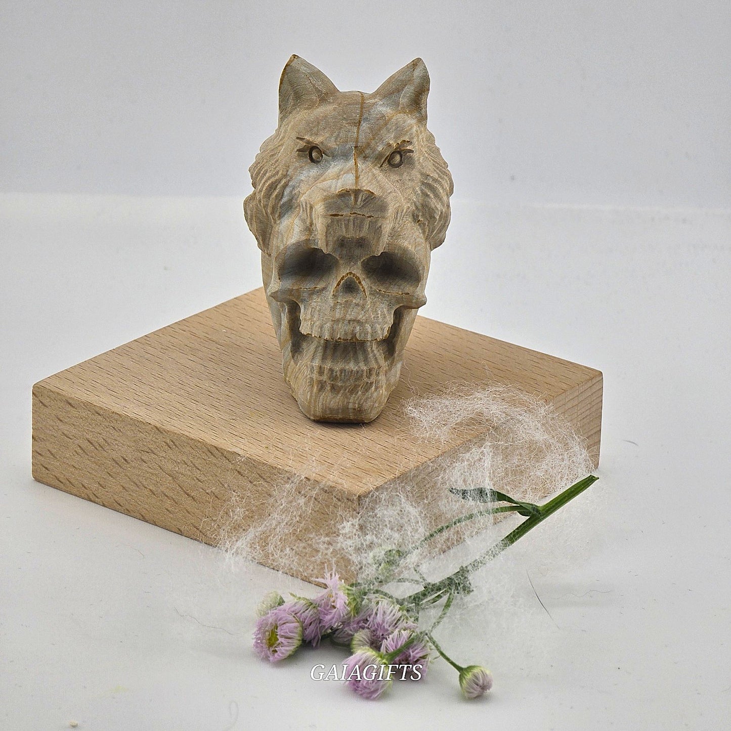 Astonishing Crystal & Fossil SKULLS Designs- Item AI