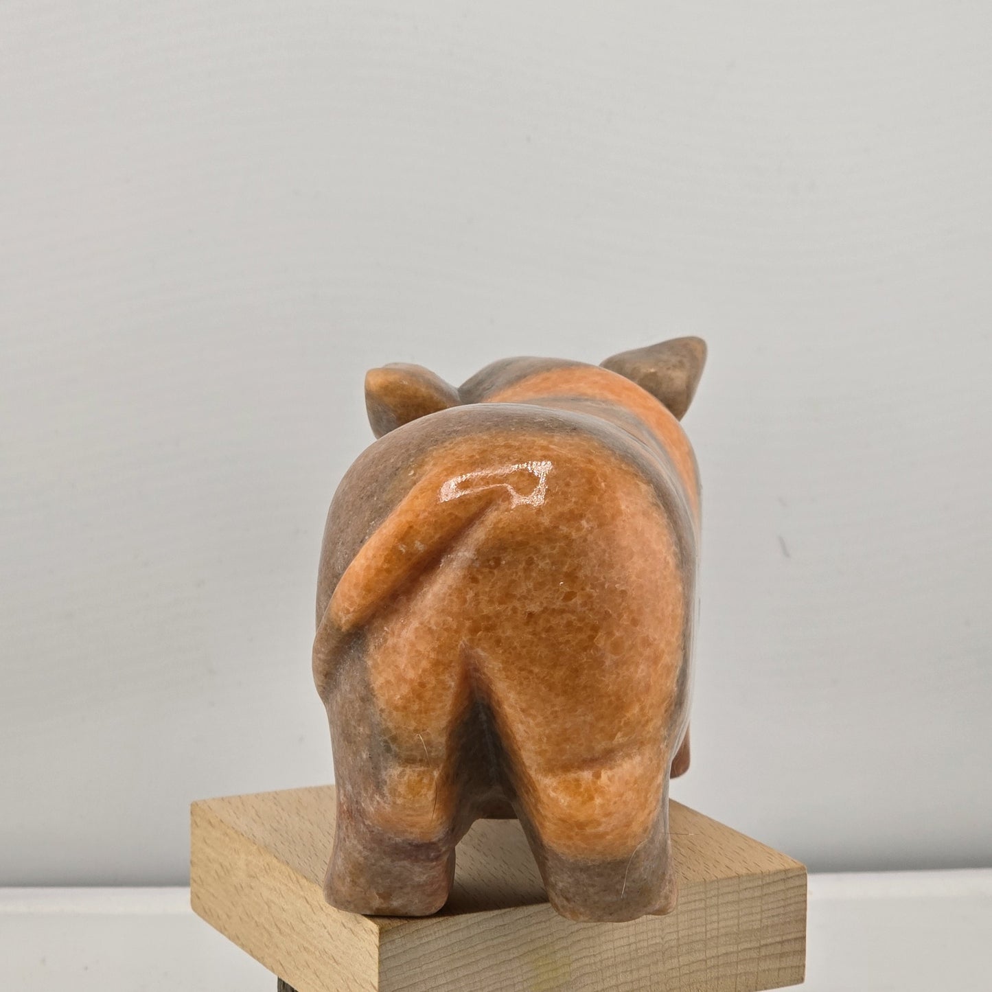 Alluring Crystal ANIMAL Carving- Item AG