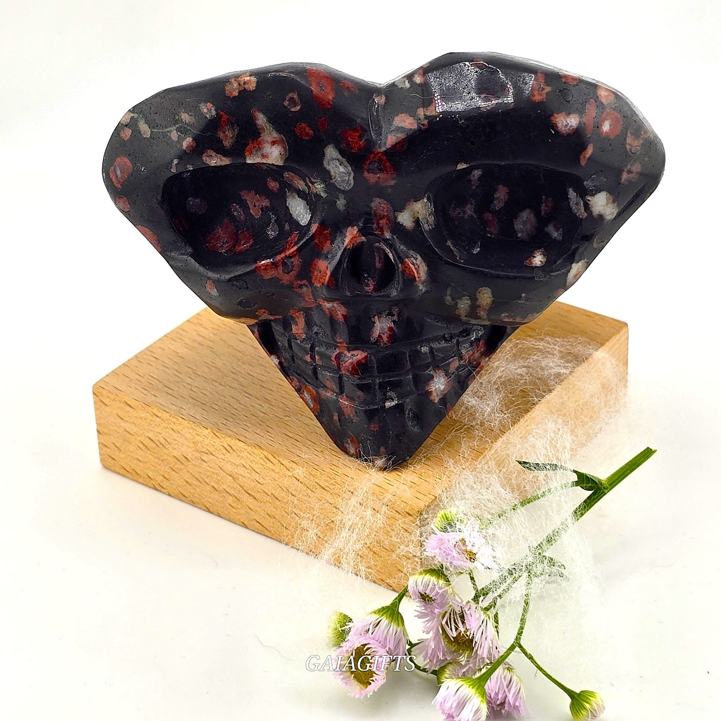 Astonishing Crystal & Fossil SKULLS Designs- Item AI