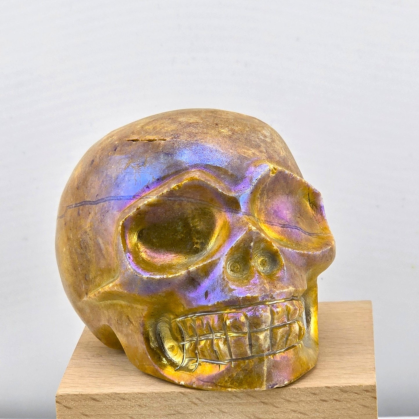 Astonishing Crystal & Fossil SKULLS Designs- Item AI