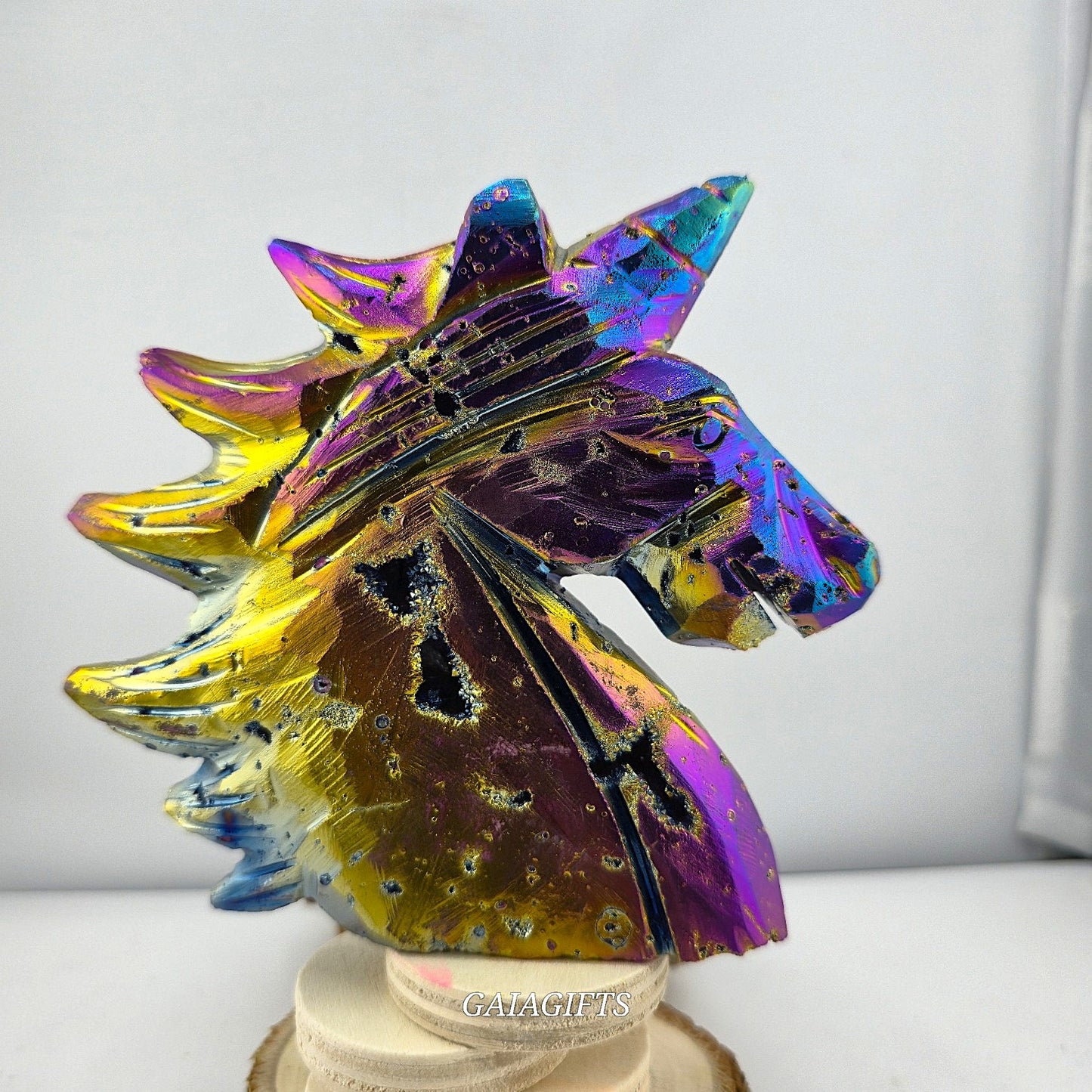 Aligned with Earth – Exclusive Crystal SCULPTURES & THINGS - Item AP