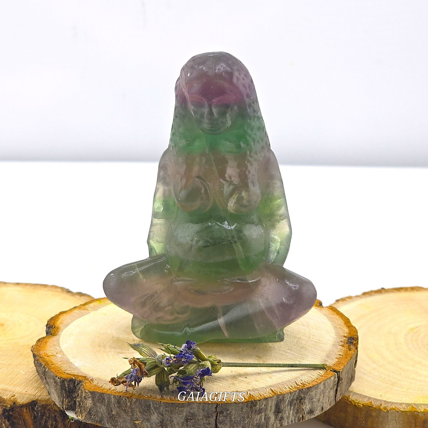 Aligned with Earth – Exclusive Crystal SCULPTURES & THINGS - Item AP