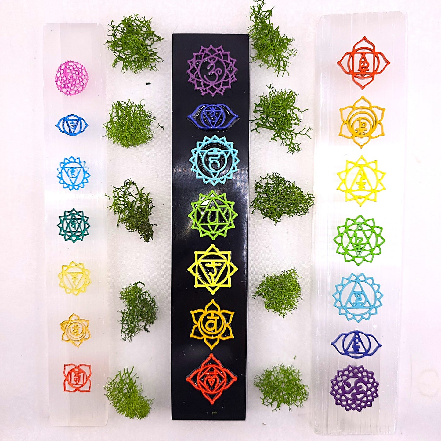 Aligned with Earth – Exclusive Crystal SCULPTURES & THINGS - Item AP