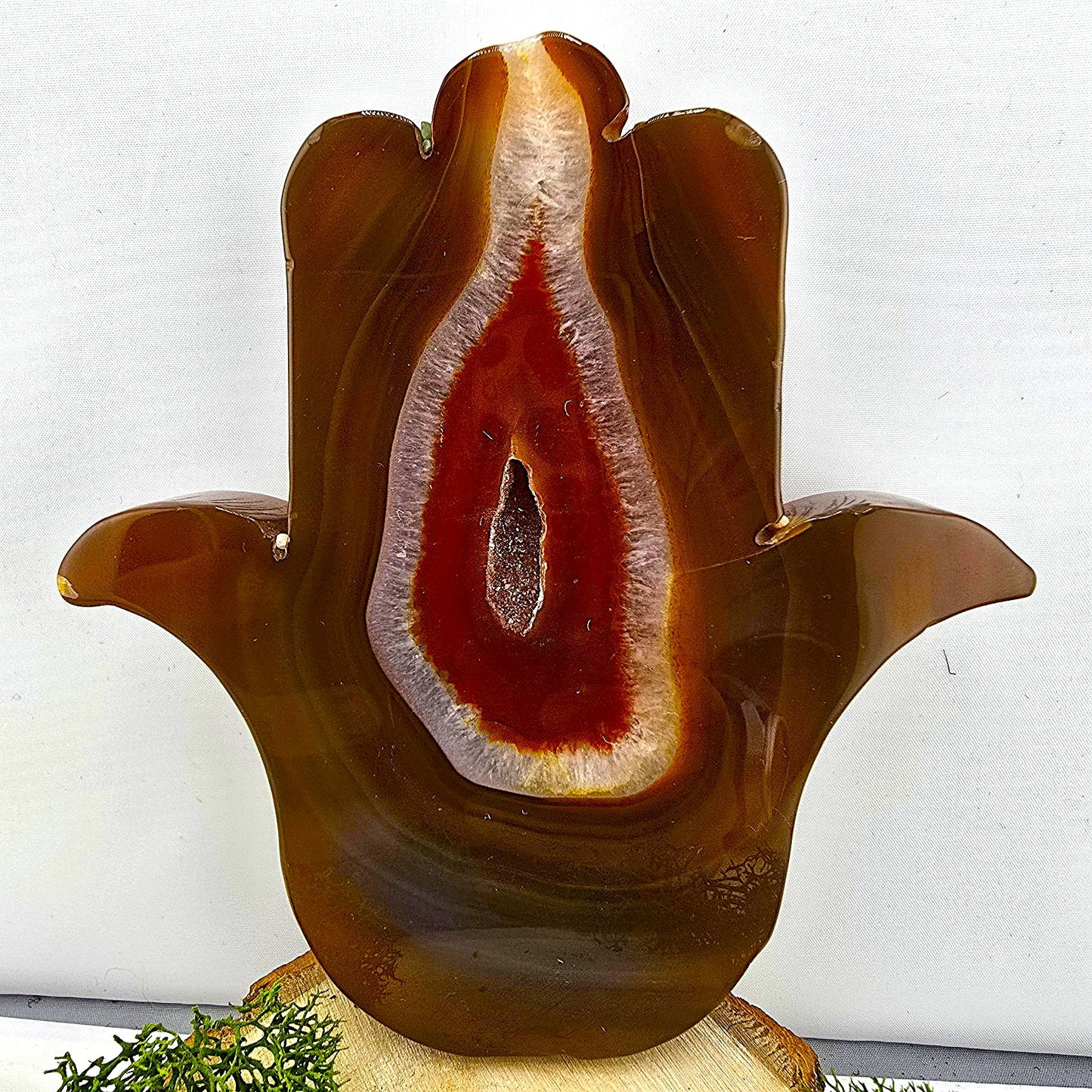 Aligned with Earth – Exclusive Crystal SCULPTURES & THINGS - Item AP