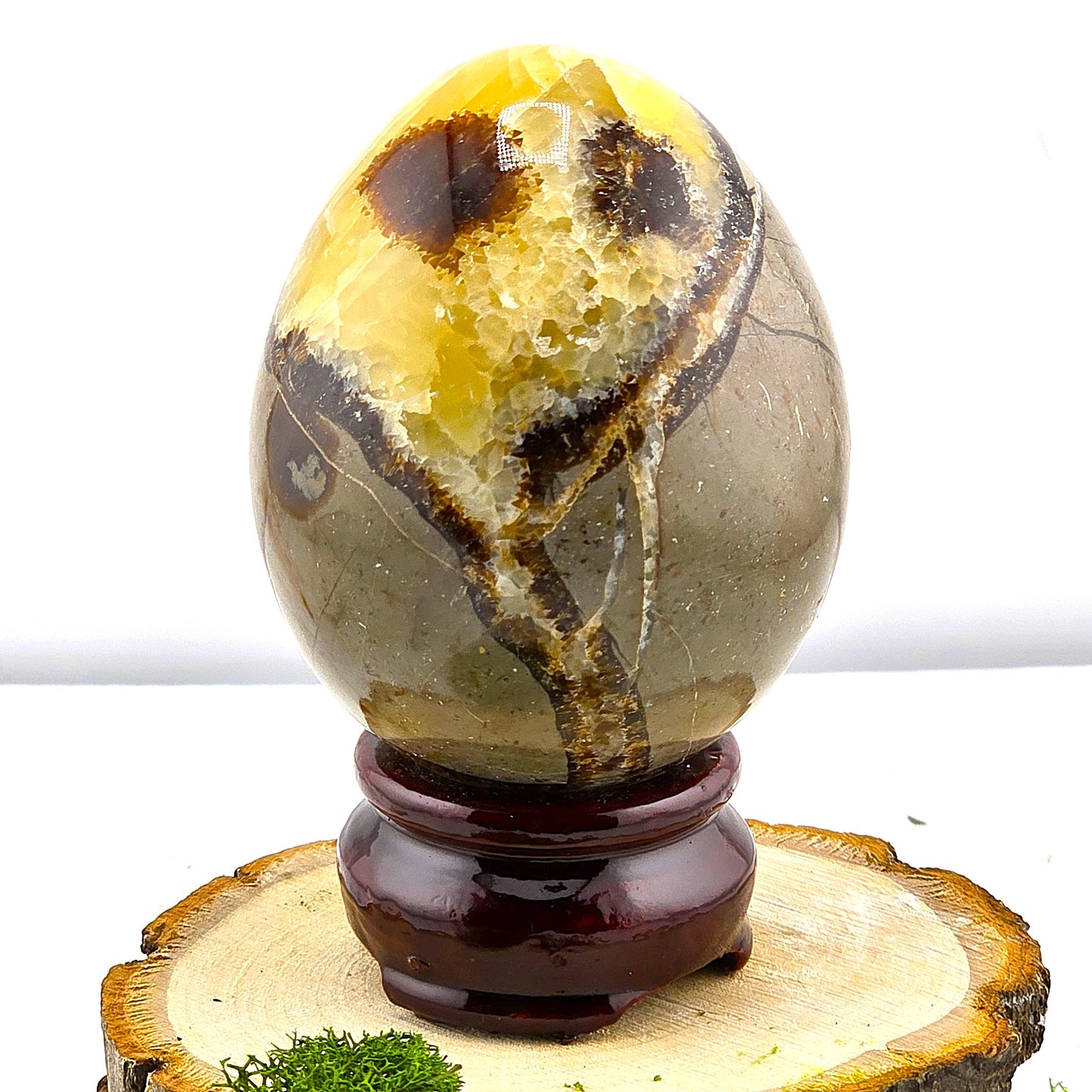 Aligned with Earth – Exclusive Crystal SCULPTURES & THINGS - Item AP