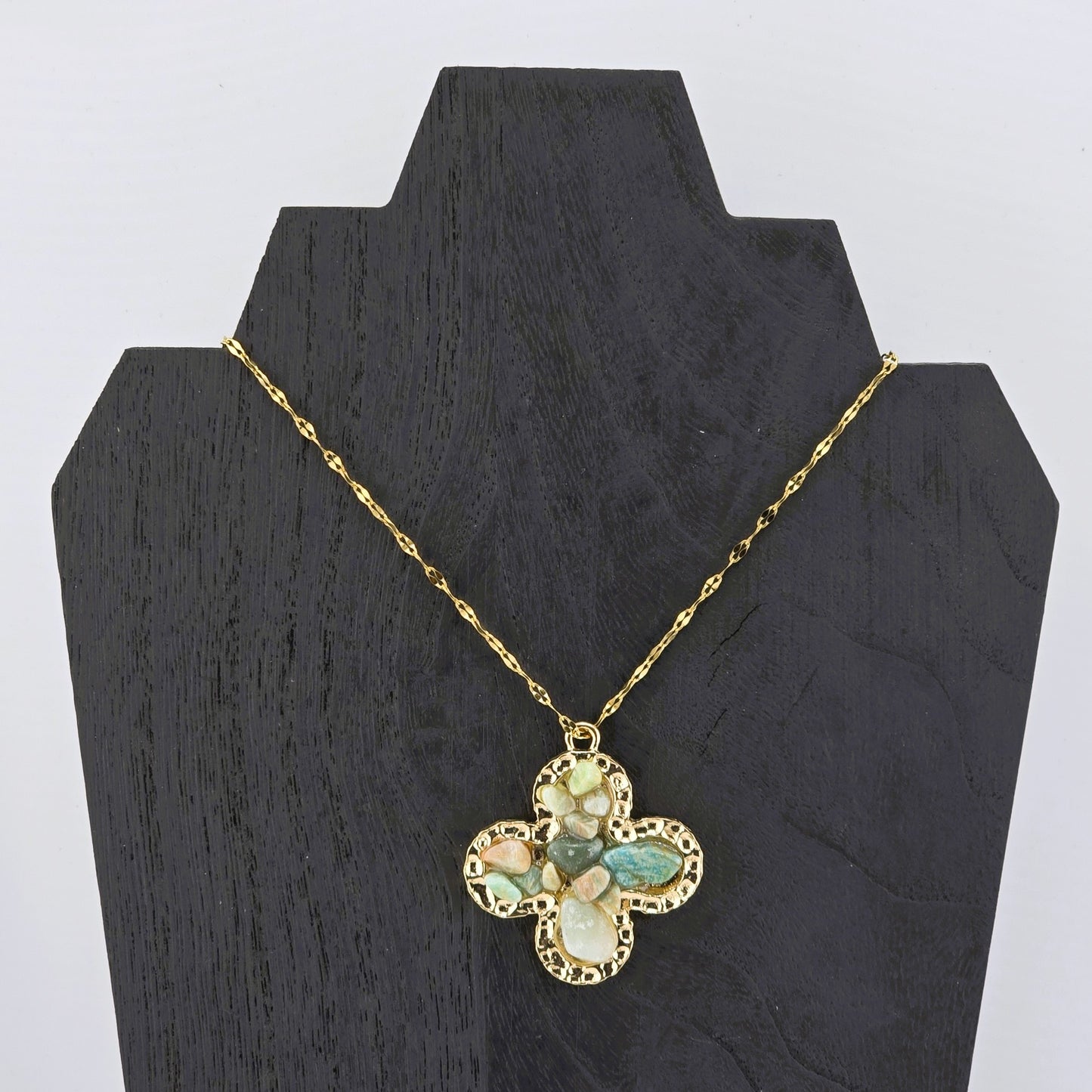 Glimmering PART 3 - Crystal NECKLACE & PENDANT (Silver / Yellow Metal) – Item AZ