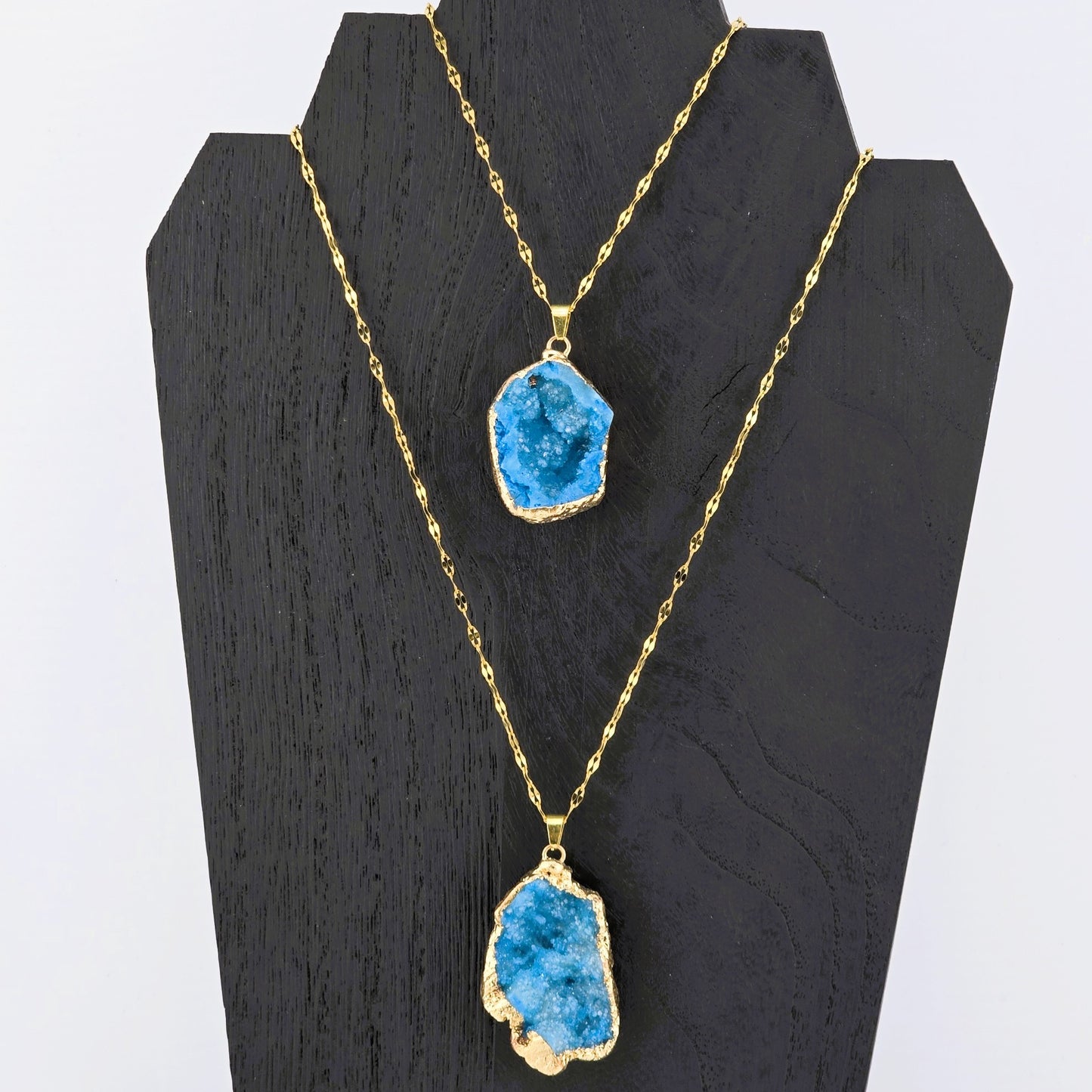 Glimmering PART 3 - Crystal NECKLACE & PENDANT (Silver / Yellow Metal) – Item AZ