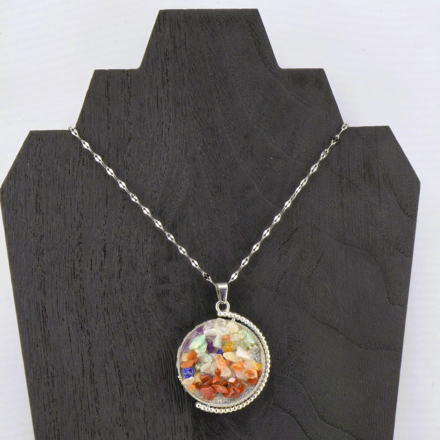 Glimmering PART 3 - Crystal NECKLACE & PENDANT (Silver / Yellow Metal) – Item AZ