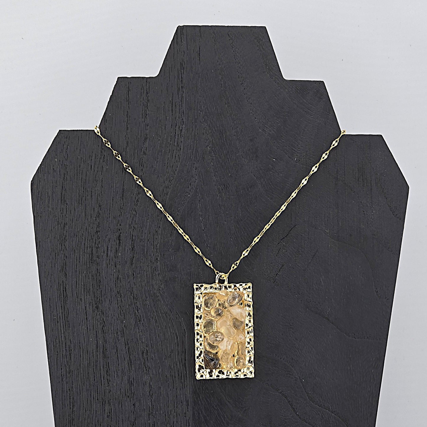Glimmering PART 3 - Crystal NECKLACE & PENDANT (Silver / Yellow Metal) – Item AZ