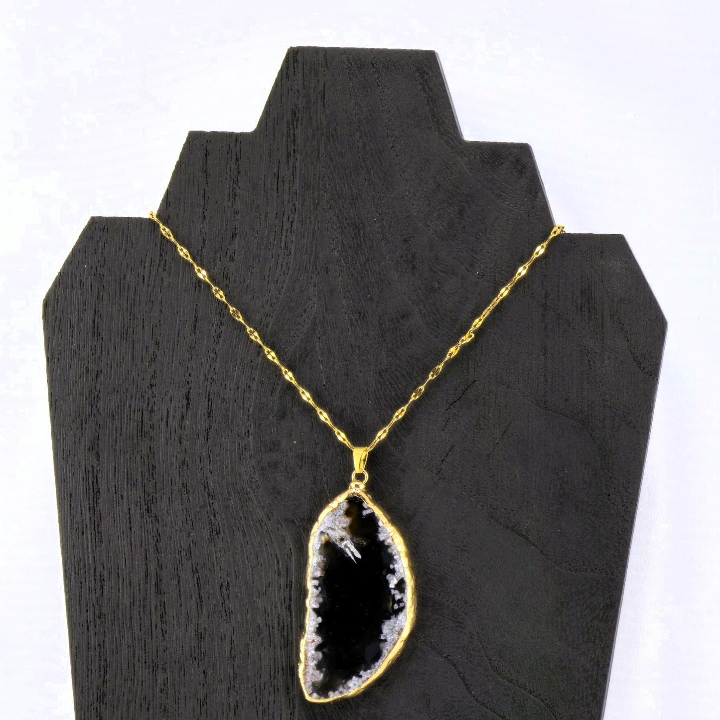 Glimmering PART 3 - Crystal NECKLACE & PENDANT (Silver / Yellow Metal) – Item AZ