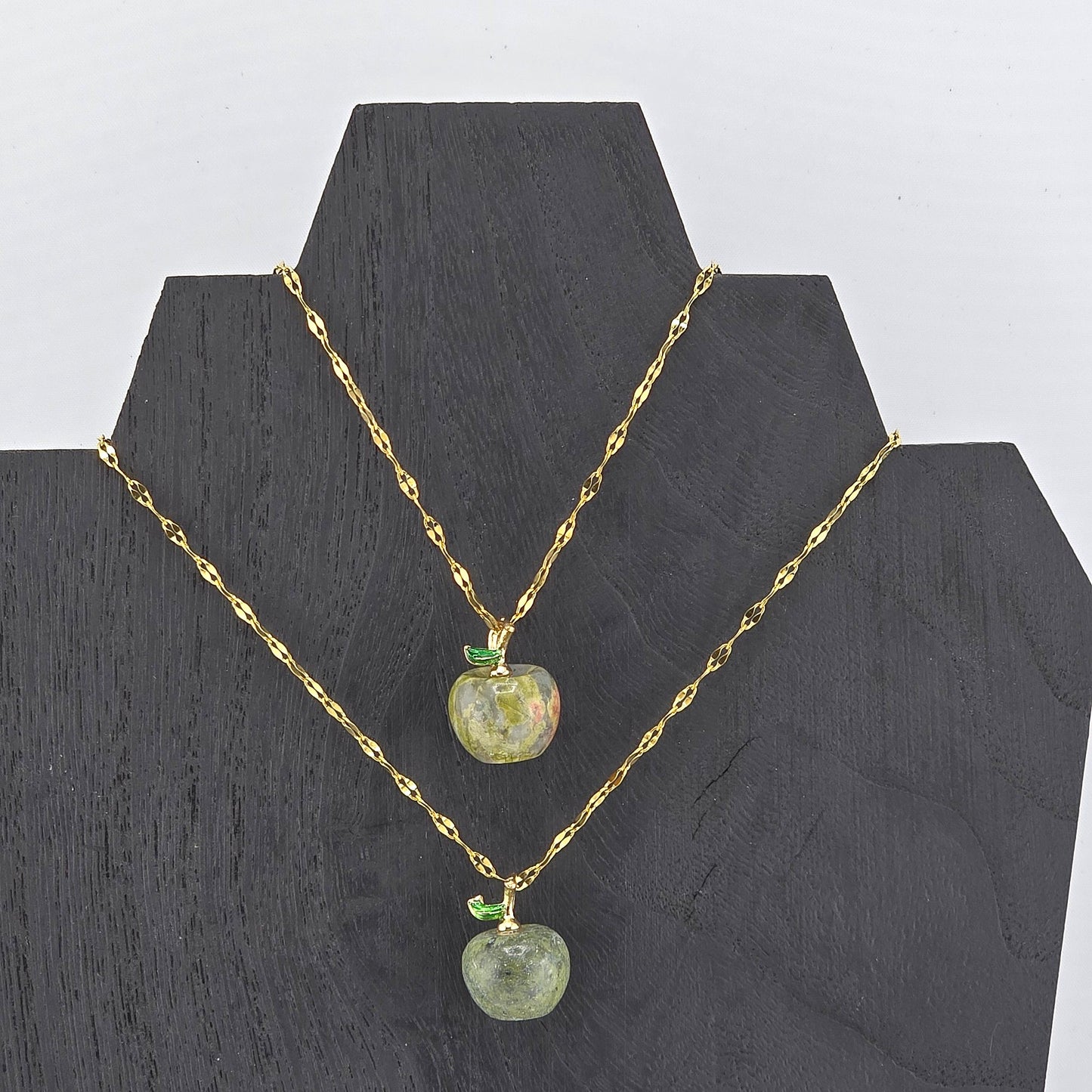 Glimmering PART 2 - Crystal NECKLACE & PENDANT (Silver / Yellow Metal) – Item AZ