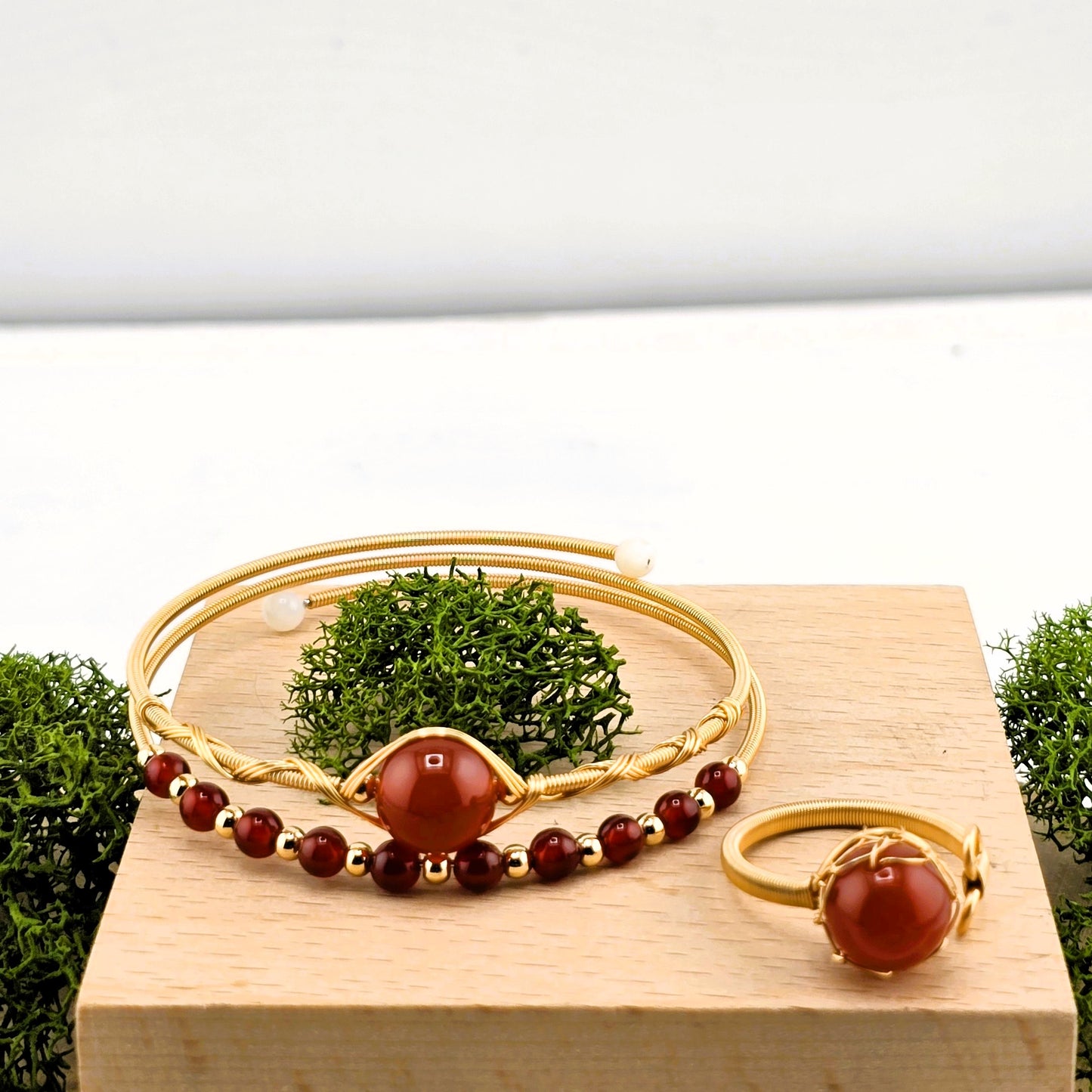Captivating Metal Yellow & Silver Tone – BRACLETES & RING SET with Crystal Stones – Item BP