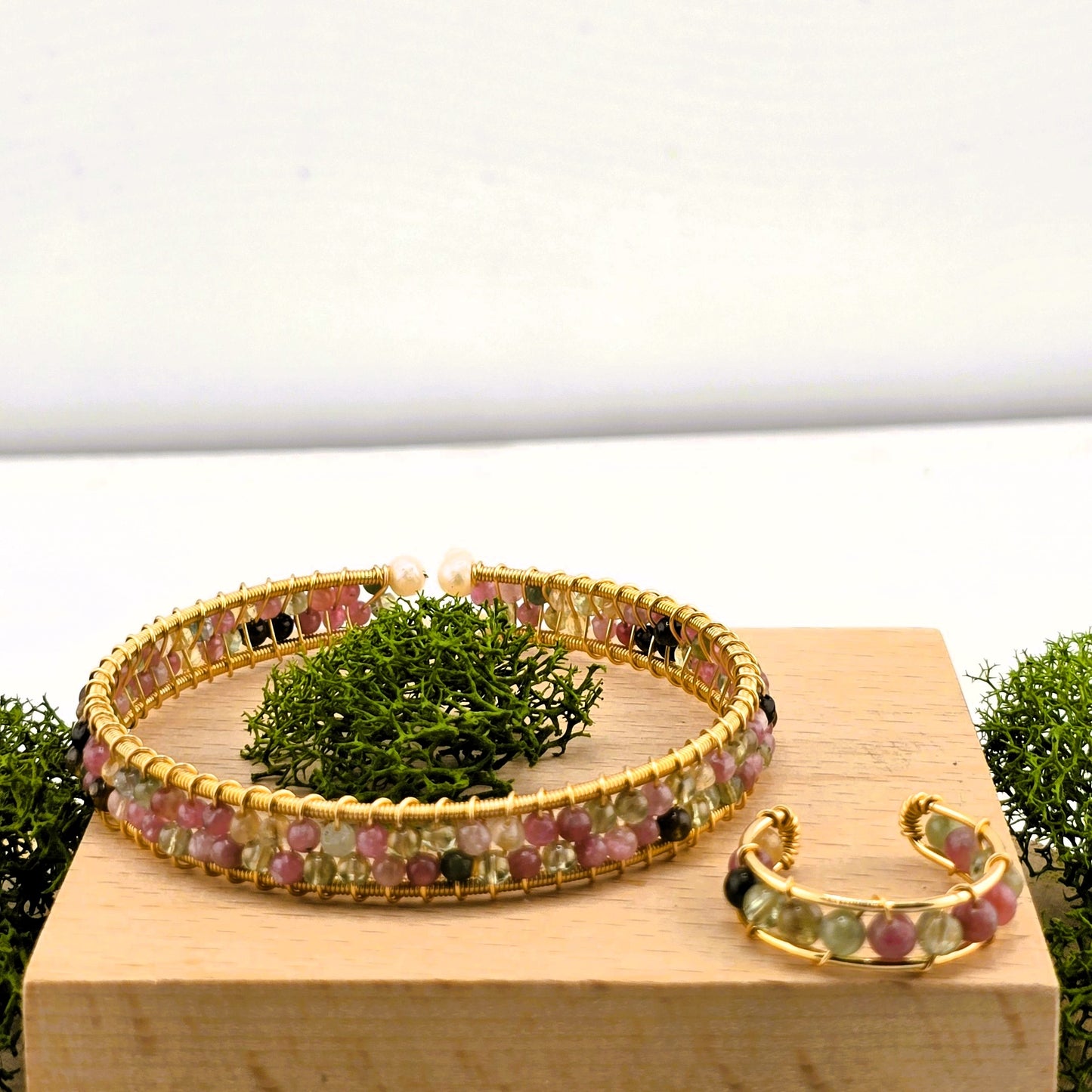 Captivating Metal Yellow & Silver Tone – BRACLETES & RING SET with Crystal Stones – Item BP
