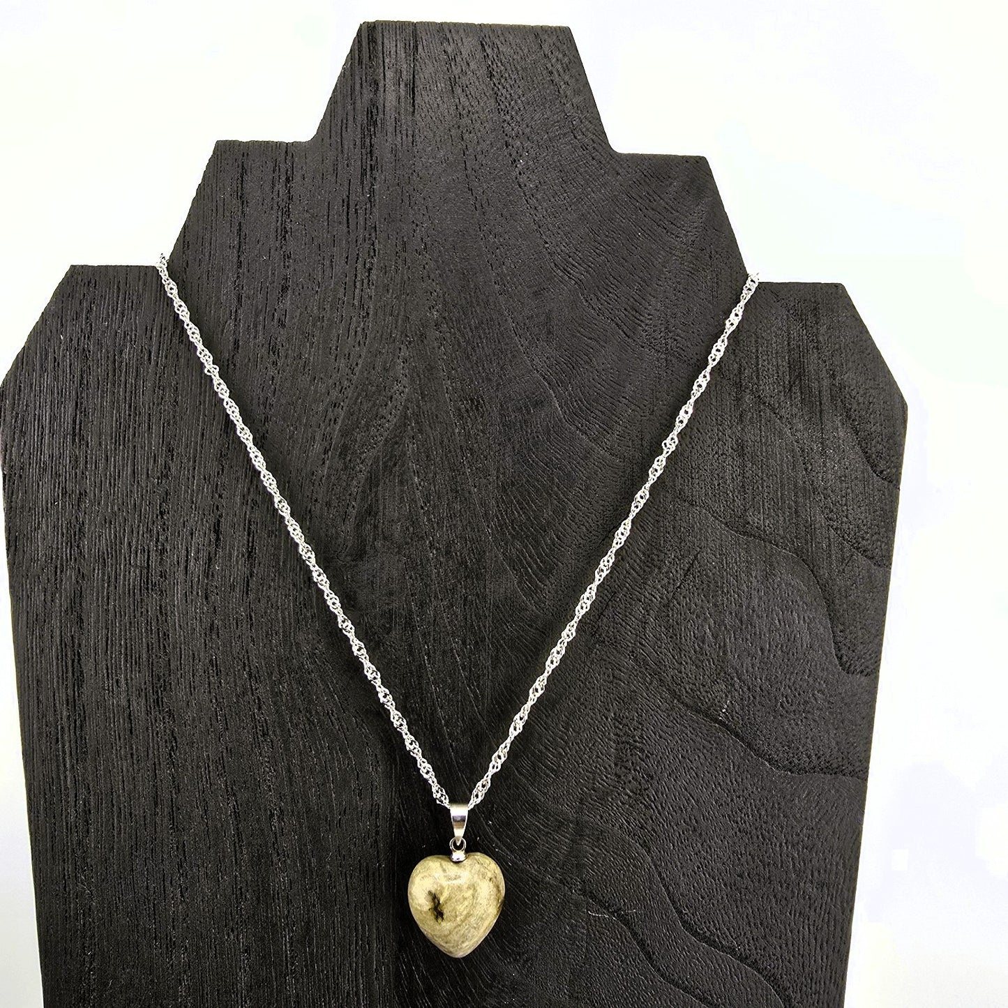 Glimmering PART 1 - Crystal NECKLACE & PENDANT (Silver / Yellow Metal) – Item AZ