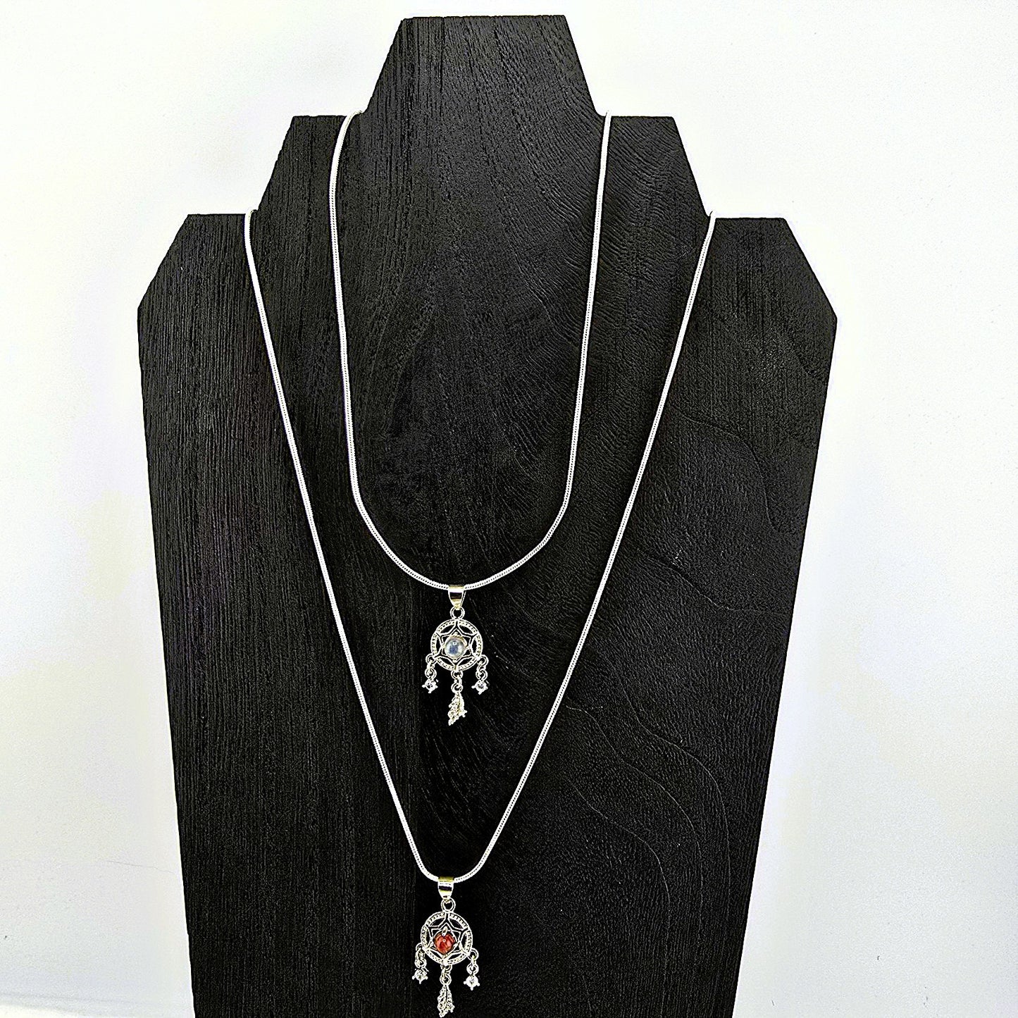 Glimmering PART 1 - Crystal NECKLACE & PENDANT (Silver / Yellow Metal) – Item AZ