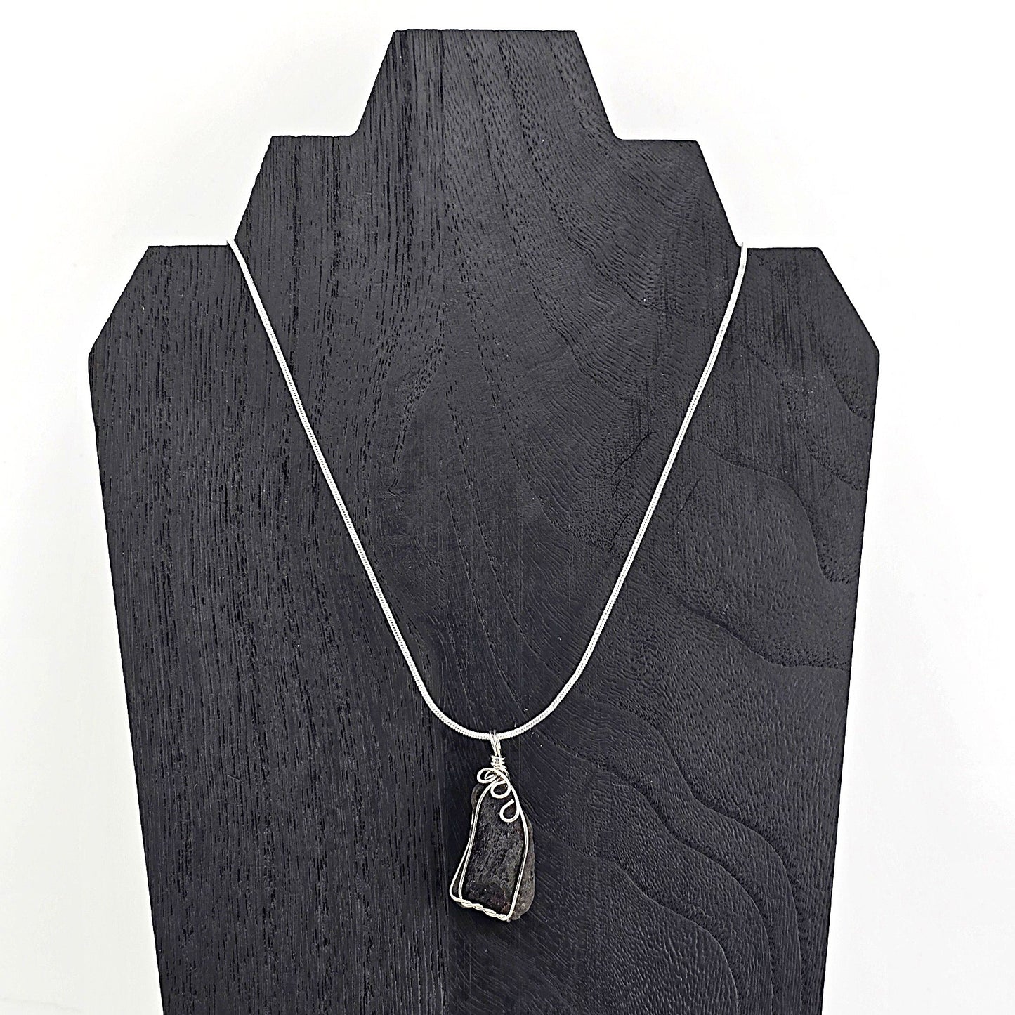 Glimmering PART 1 - Crystal NECKLACE & PENDANT (Silver / Yellow Metal) – Item AZ