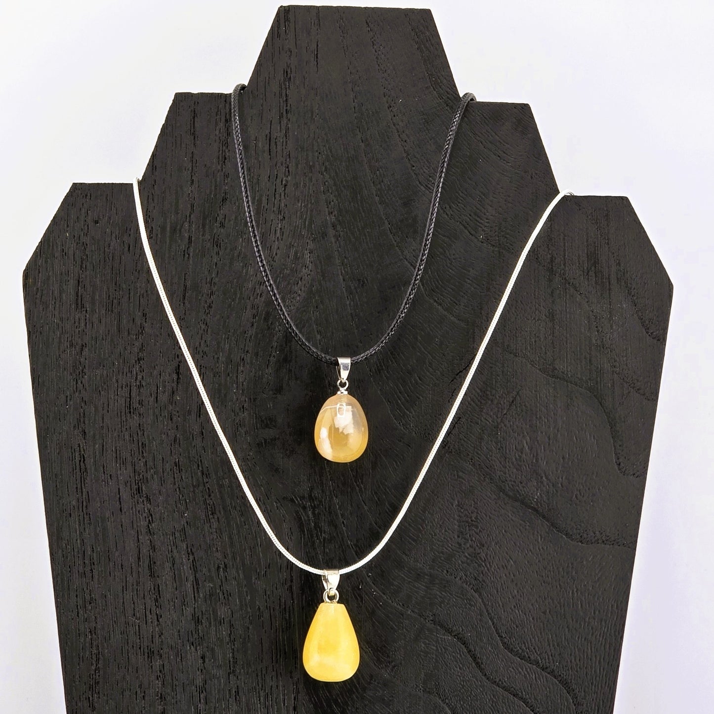 Glimmering PART 1 - Crystal NECKLACE & PENDANT (Silver / Yellow Metal) – Item AZ