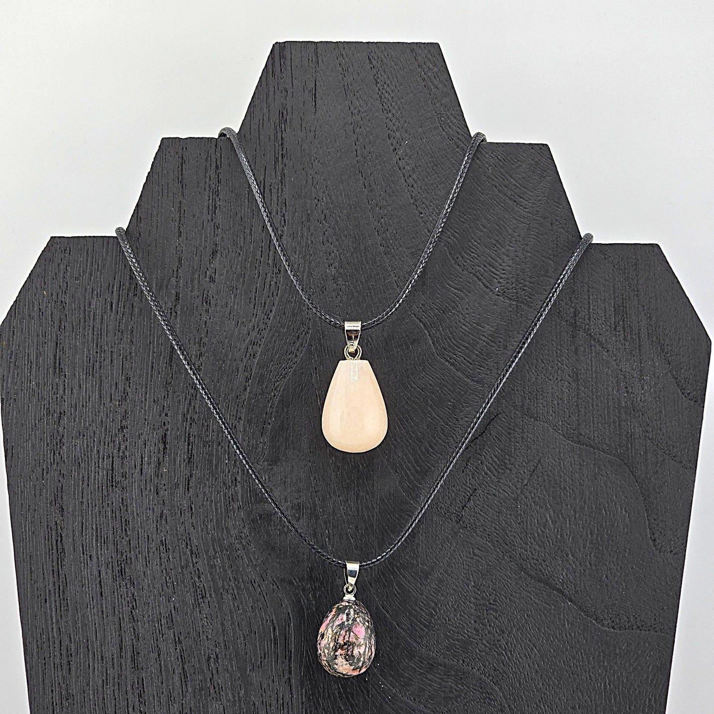 Glimmering PART 1 - Crystal NECKLACE & PENDANT (Silver / Yellow Metal) – Item AZ